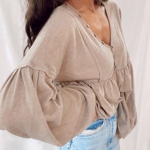 Loretta Lynn Balloon Sleeve Top